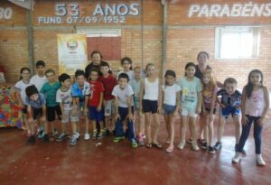 RODA DE LEITURA PARTICIPA DE EVENTO E LEVA MAIS DE 800 PESSOAS AO MUNDO DA IMAGINAÇÃO