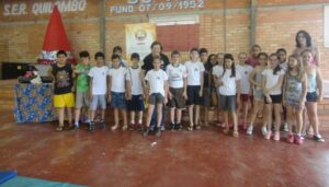 RODA DE LEITURA PARTICIPA DE EVENTO E LEVA MAIS DE 800 PESSOAS AO MUNDO DA IMAGINAÇÃO