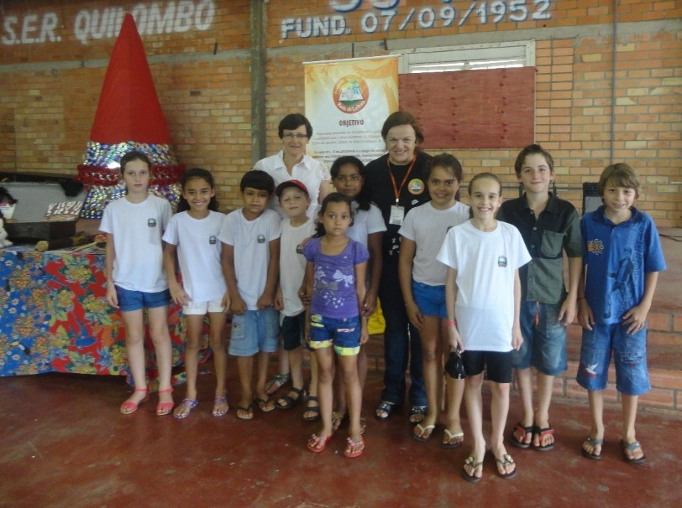 RODA DE LEITURA PARTICIPA DE EVENTO E LEVA MAIS DE 800 PESSOAS AO MUNDO DA IMAGINAÇÃO