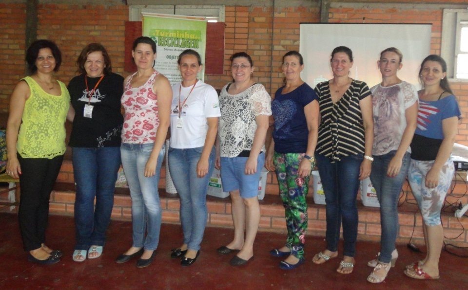 RODA DE LEITURA PARTICIPA DE EVENTO E LEVA MAIS DE 800 PESSOAS AO MUNDO DA IMAGINAÇÃO