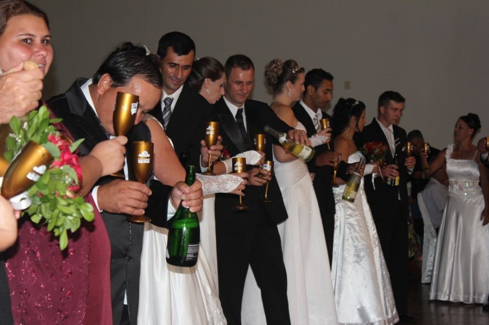 EMOÇÃO NO CASAMENTO COOPERADO EM MARAVILHA