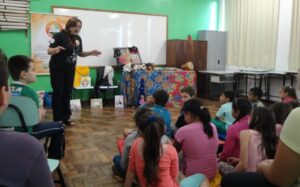 543 PESSOAS PARTICIPARAM DE ATIVIDADE DO PROGRAMA CONTAÇÃO DE HISTÓRIA