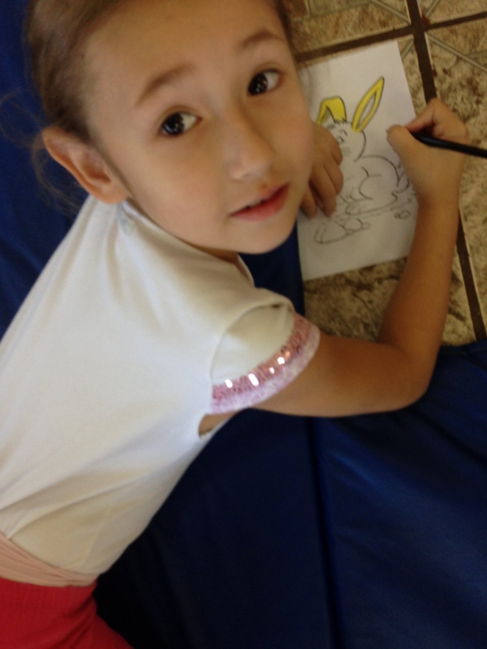 COMEMORAÇÃO AO DIA DA PÁSCOA COM OS ALUNOS DO GRUPO DE DANÇA VOZES DO CORPO