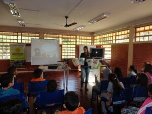 A Turminha da Reciclagem-RS atende alunos de escola especial