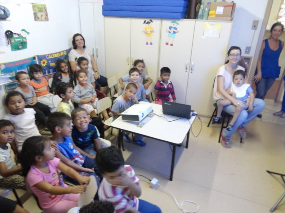 A Turminha da Reciclagem-RS atende alunos de escola especial