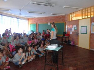 A Turminha da Reciclagem-RS atende alunos de escola especial