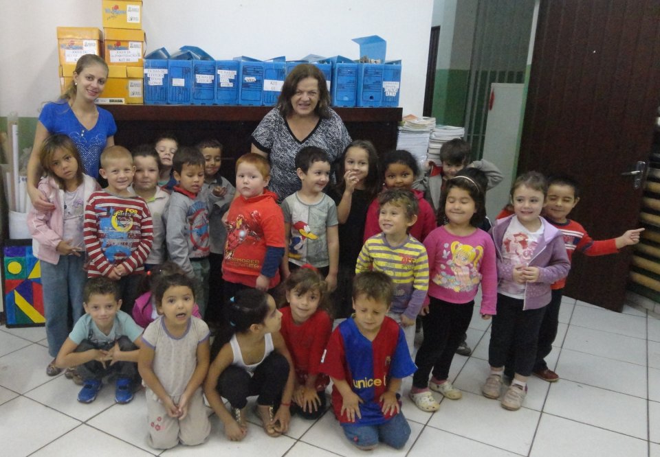 Um livro, além de modesto, é prático...