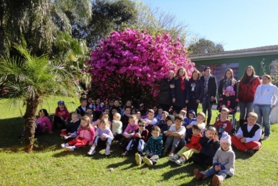 CONTAÇÃO DE HISTÓRIA LEVA CULTURA E ENTRETENIMENTO À MATO GROSSO DO SUL