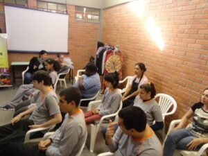 A Turminha da Reciclagem-RS diverte alunos com os personagens da turminha