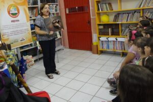 Roda de Leitura e Contação de História participam de semana em comemoração ao dia do livro