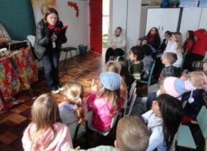 CONTAÇÃO DE HISTÓRIA LEVA CULTURA E ENTRETENIMENTO À MATO GROSSO DO SUL