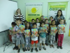 A Turminha da Reciclagem atende mais de 700 alunos no RS