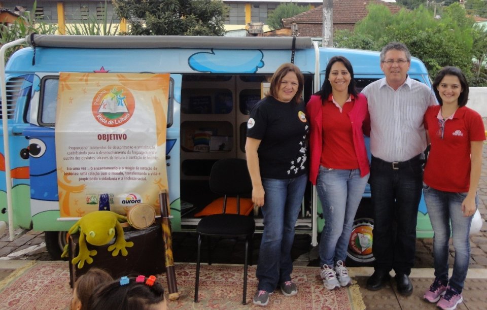 O livro  é um  antídoto contra a ignorância...