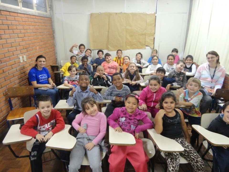 A Turminha da Reciclagem-RS ensina sustentabilidade com música e videos