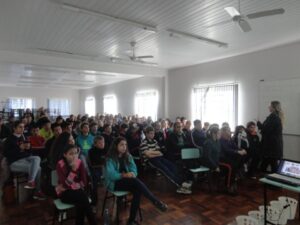 Ações do programa A Turminha da Reciclagem na Semana do Meio Ambiente