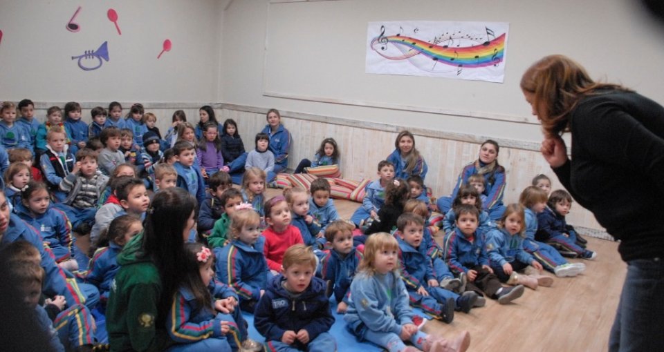 Programa Roda de Leitura/Contação de Histórias em Chapecó