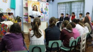 RODA DE LEITURA E TURMINHA DA RECICLAGEM NO DIA C DE COOPERAR