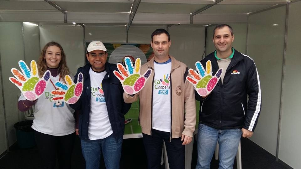 Turminha da Reciclagem no dia C de Cooperar no Rio Grande do Sul