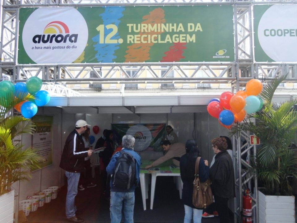 Turminha da Reciclagem no dia C de Cooperar no Rio Grande do Sul