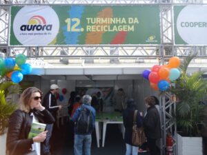Turminha da Reciclagem no dia C de Cooperar no Rio Grande do Sul