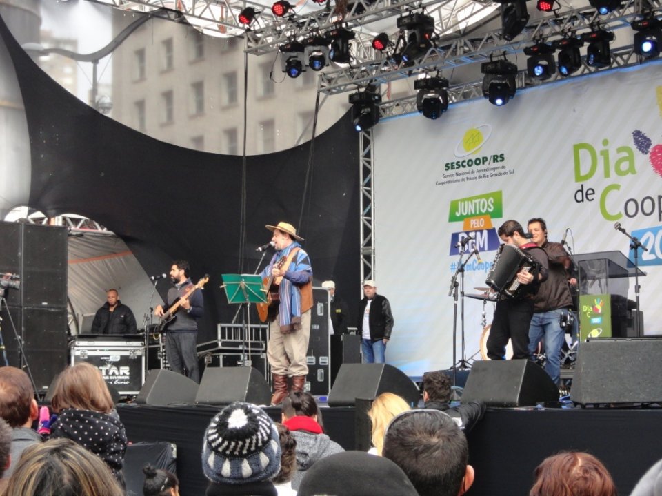 Turminha da Reciclagem no dia C de Cooperar no Rio Grande do Sul