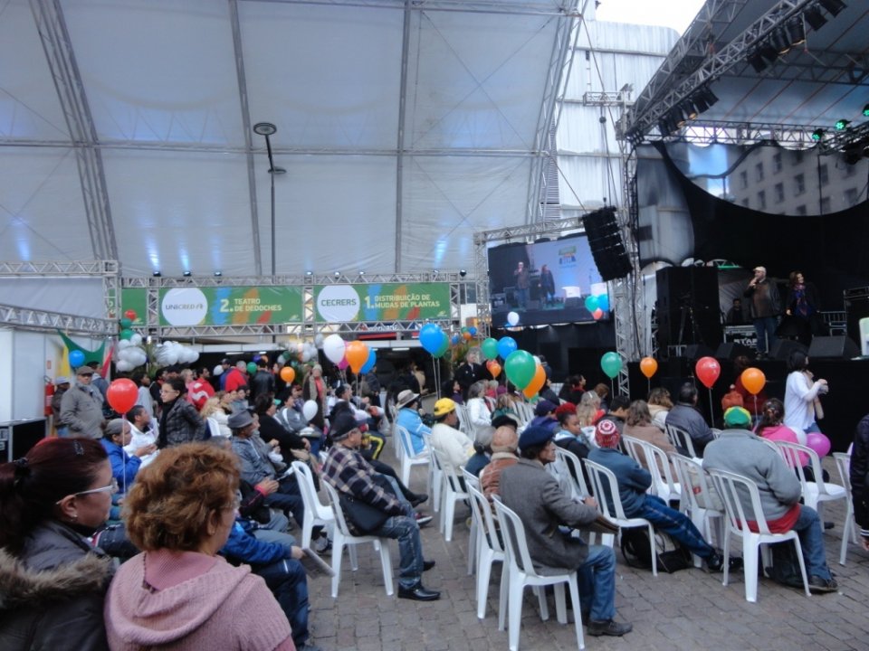 Turminha da Reciclagem no dia C de Cooperar no Rio Grande do Sul