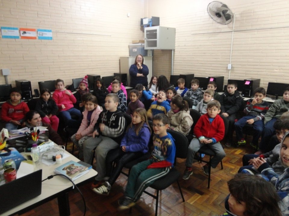 Turminha da Reciclagem no dia C de Cooperar no Rio Grande do Sul