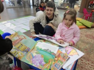 Programas da Falb juntos em atividade em Shopping de RS