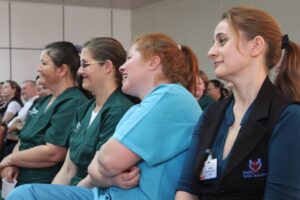 Palestra desperta diversas emoções em funcionários de Hospital no RS