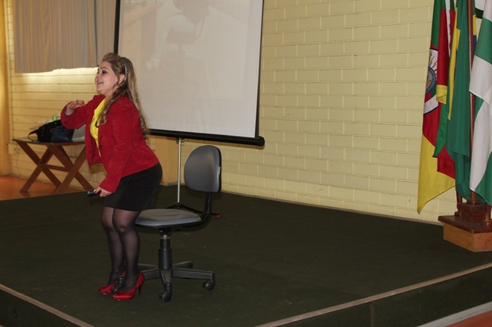 Palestra desperta diversas emoções em funcionários de Hospital no RS