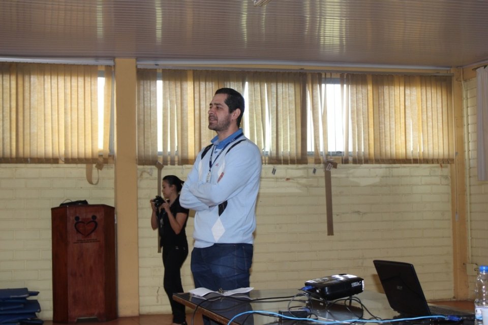 Palestra desperta diversas emoções em funcionários de Hospital no RS