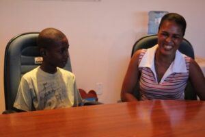 FALB PROMOVE REENCONTRO EMOCIONANTE DE MÃE E FILHO