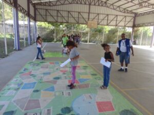 A Turminha da Reciclagem participa de ação contra o mosquito Aedes Aegypti no RS