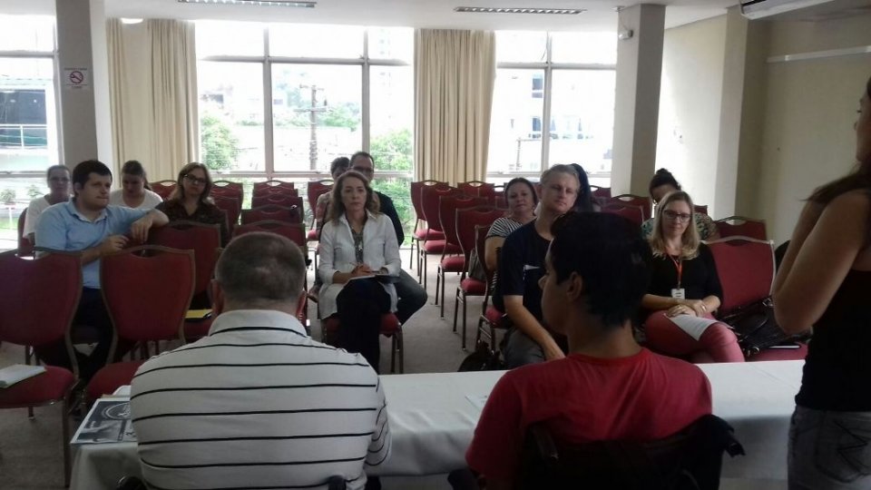 FALB participa de reunião sobre acessibilidade em Chapecó-SC