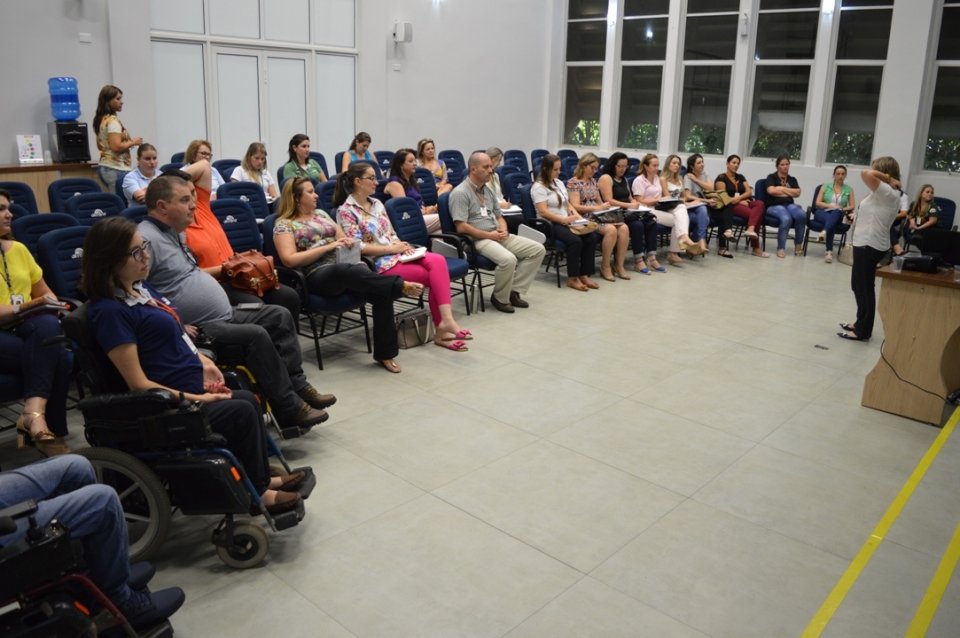 Apresentação do projeto Viva as Diferenças