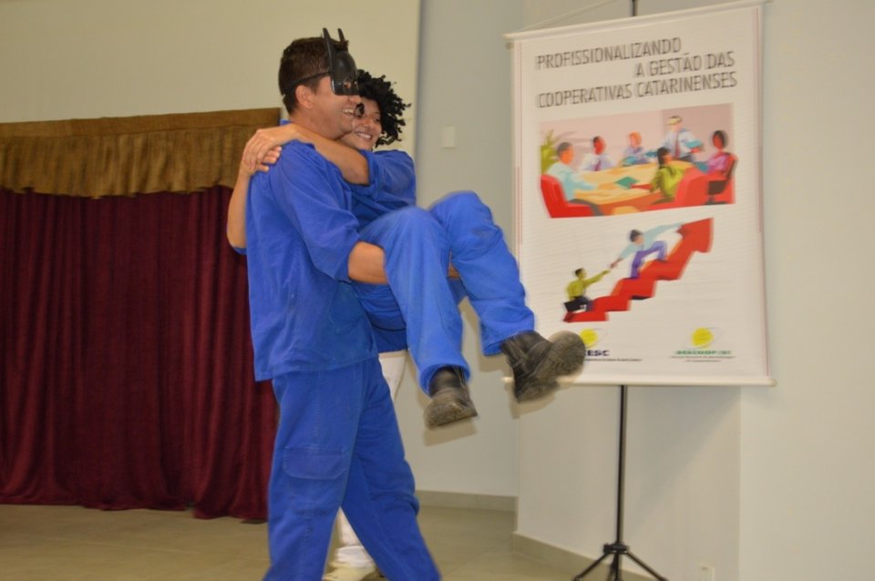 Amigo Energia inicia circuito de palestras para empregados