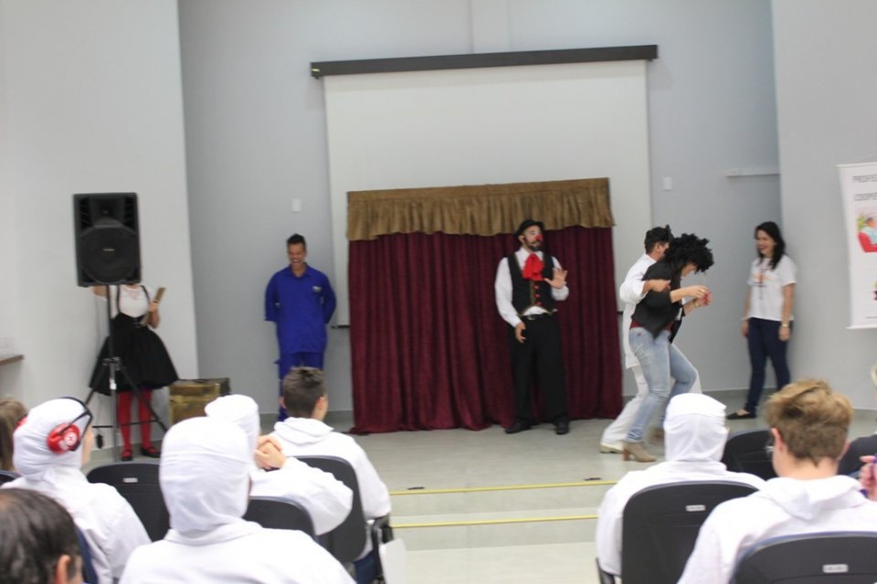 Amigo Energia inicia circuito de palestras para empregados