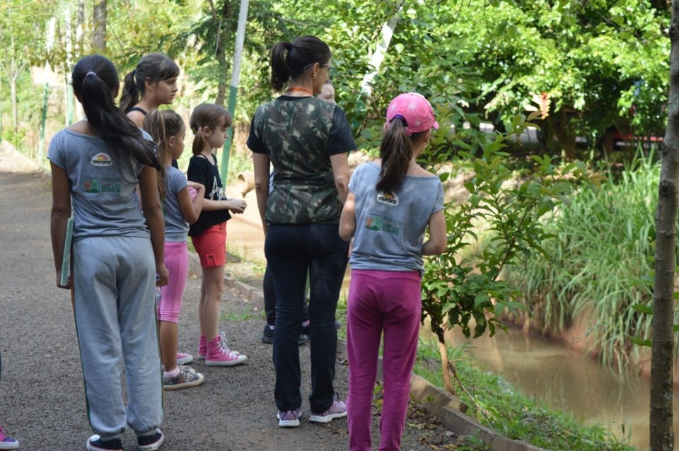 Alunos do Programa Vozes do Corpo realizam atividade diferenciada em ar livre
