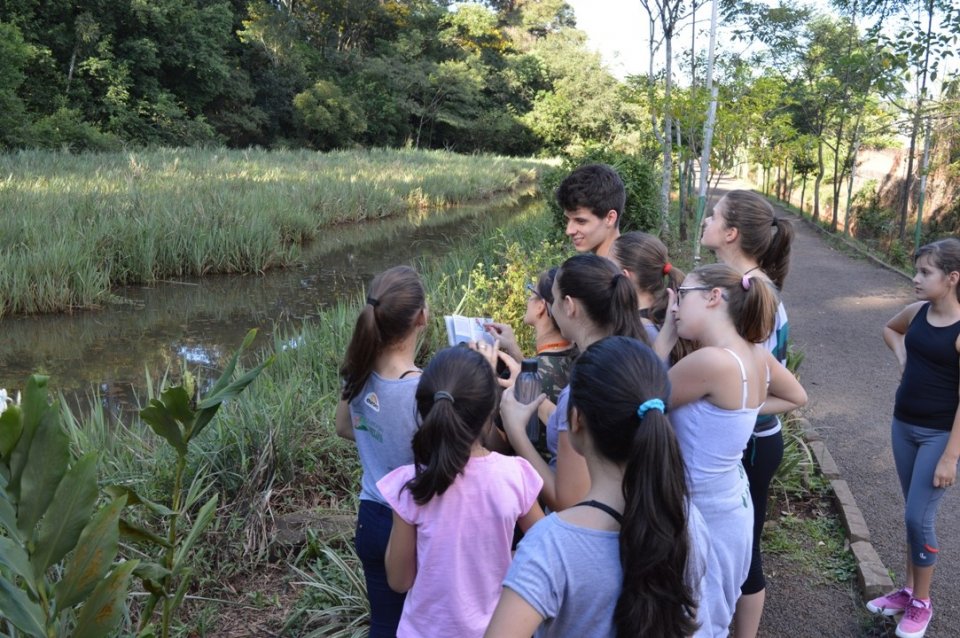 Alunos do Programa Vozes do Corpo realizam atividade diferenciada em ar livre
