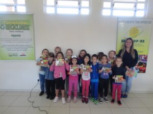 A Turminha da Reciclagem participa de reunião de lançamento do Dia C 2016 no Rio Grande do Sul