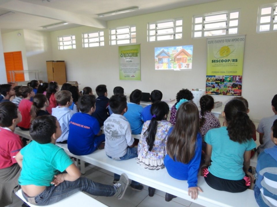 A Turminha da Reciclagem participa de reunião de lançamento do Dia C 2016 no Rio Grande do Sul