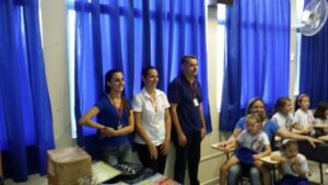 A Turminha da Reciclagem continua conscientizando alunos em diversas escolas