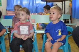 A Turminha da Reciclagem continua conscientizando alunos em diversas escolas