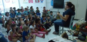 A história é importante alimento da Imaginação.