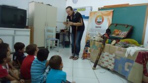 A história é importante alimento da Imaginação.