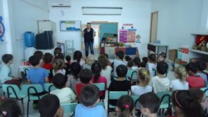 A história é importante alimento da Imaginação.