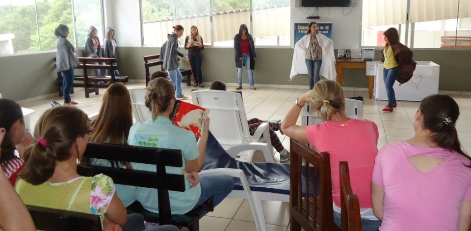 Curso de contação de hiatórias em Maravilha-SC