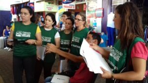 Atitude Agora, voluntários e COMDE fiscalizam terminal urbano