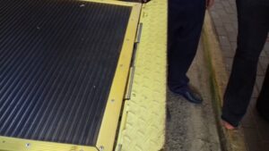 Atitude Agora, voluntários e COMDE fiscalizam terminal urbano