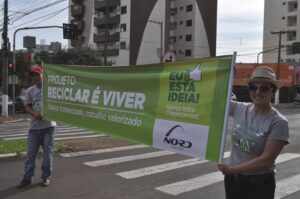 FALB participa do 1° Pedágio Solidário do Projeto Reciclar é Viver em Chapecó-SC